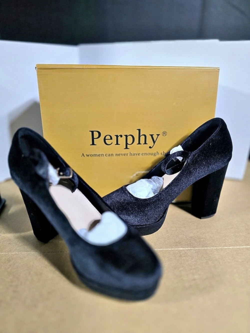Perphy Women's Platform Ankle Strap Chunky Heels Mary Janes Pumps Platform Ankle